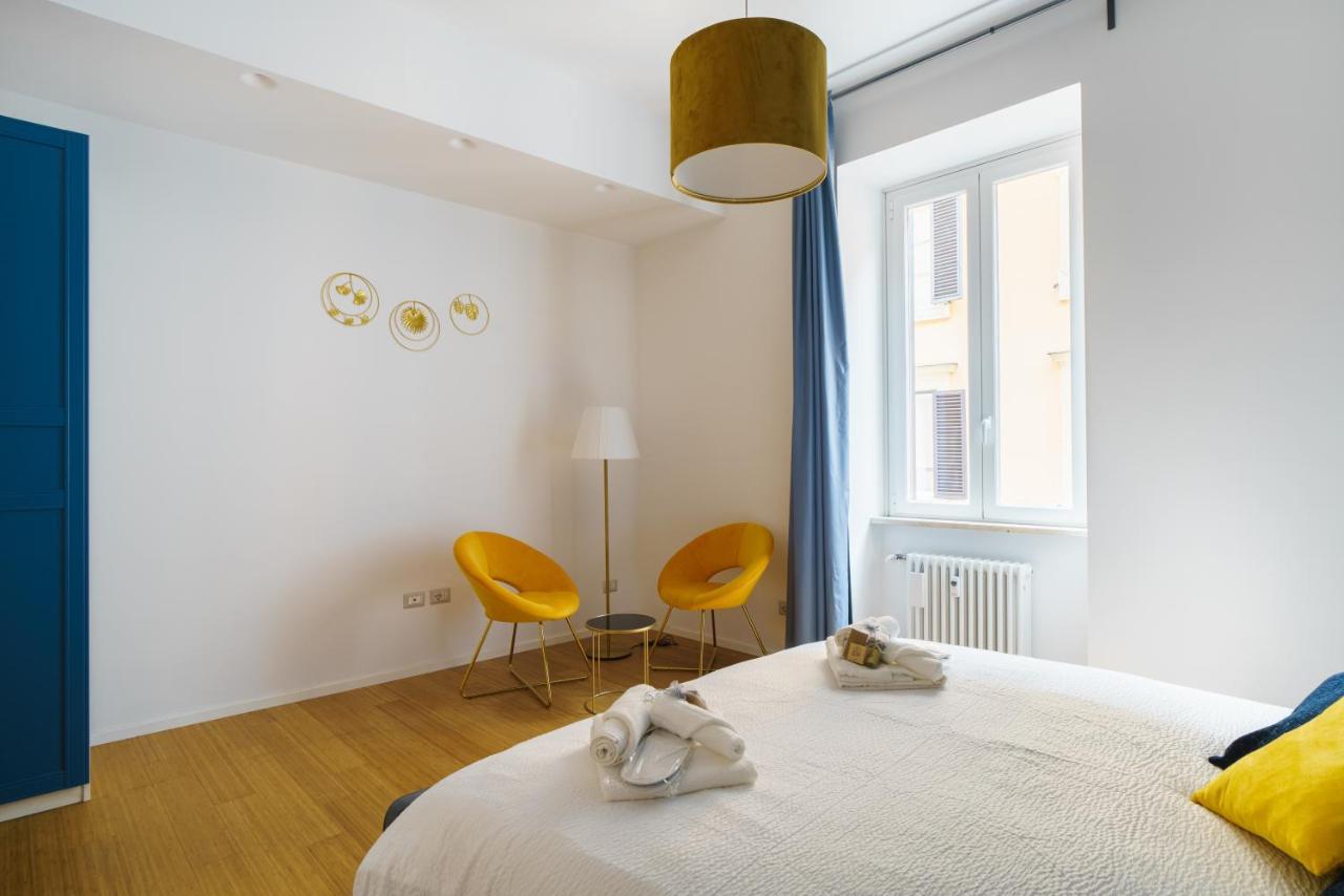 Dreamynest Quattro Cantoni - 2 Bdr Vicino Il Colosseo Рим Екстер'єр фото